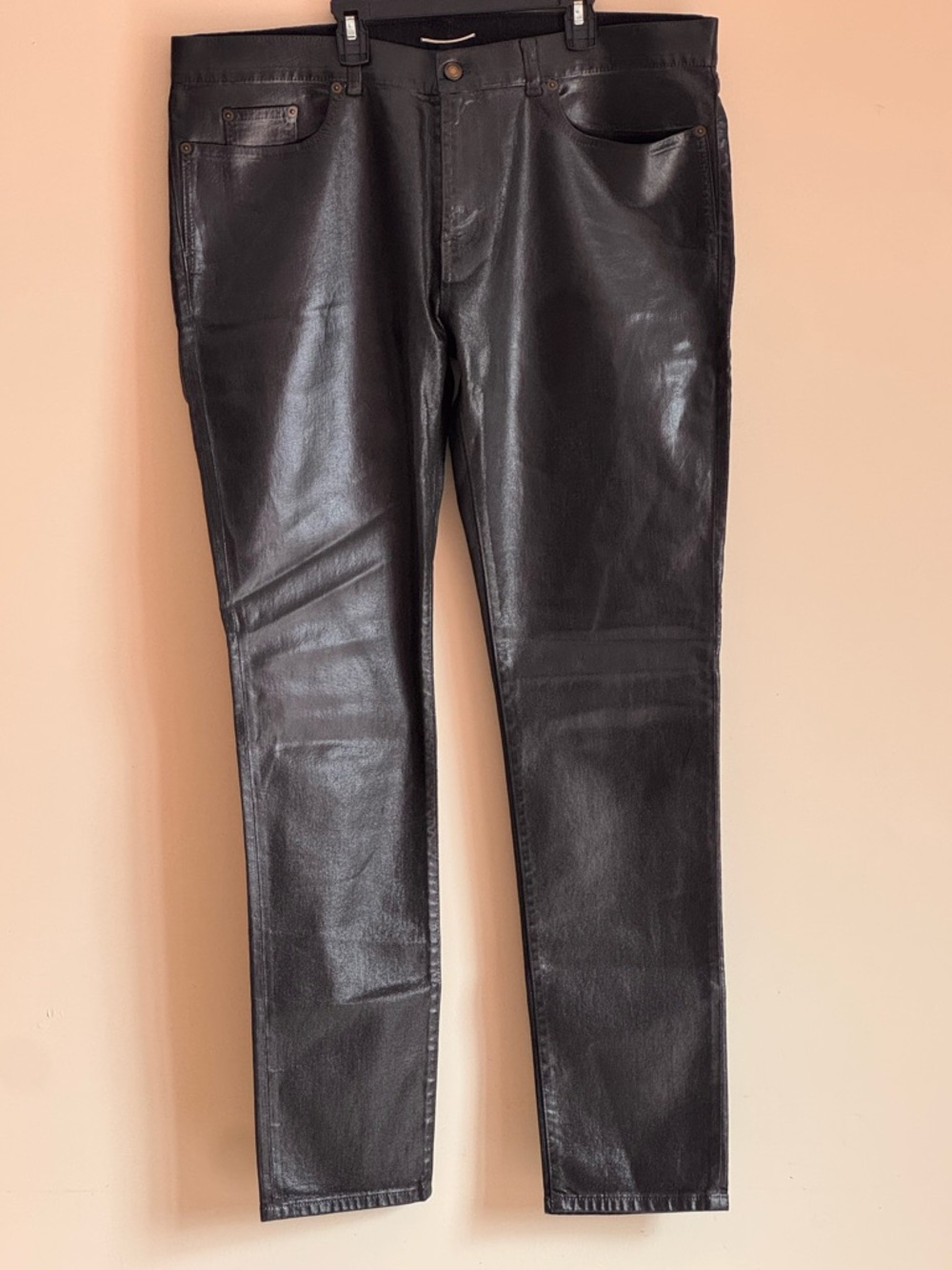 Saint Laurent Paris, D 24 oil coated black denim